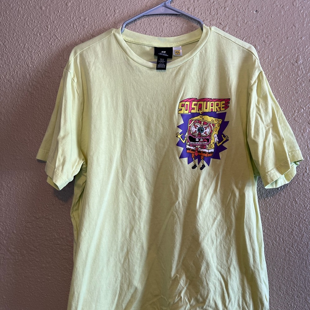 H&M Light Yellow / Green Graphic Tee